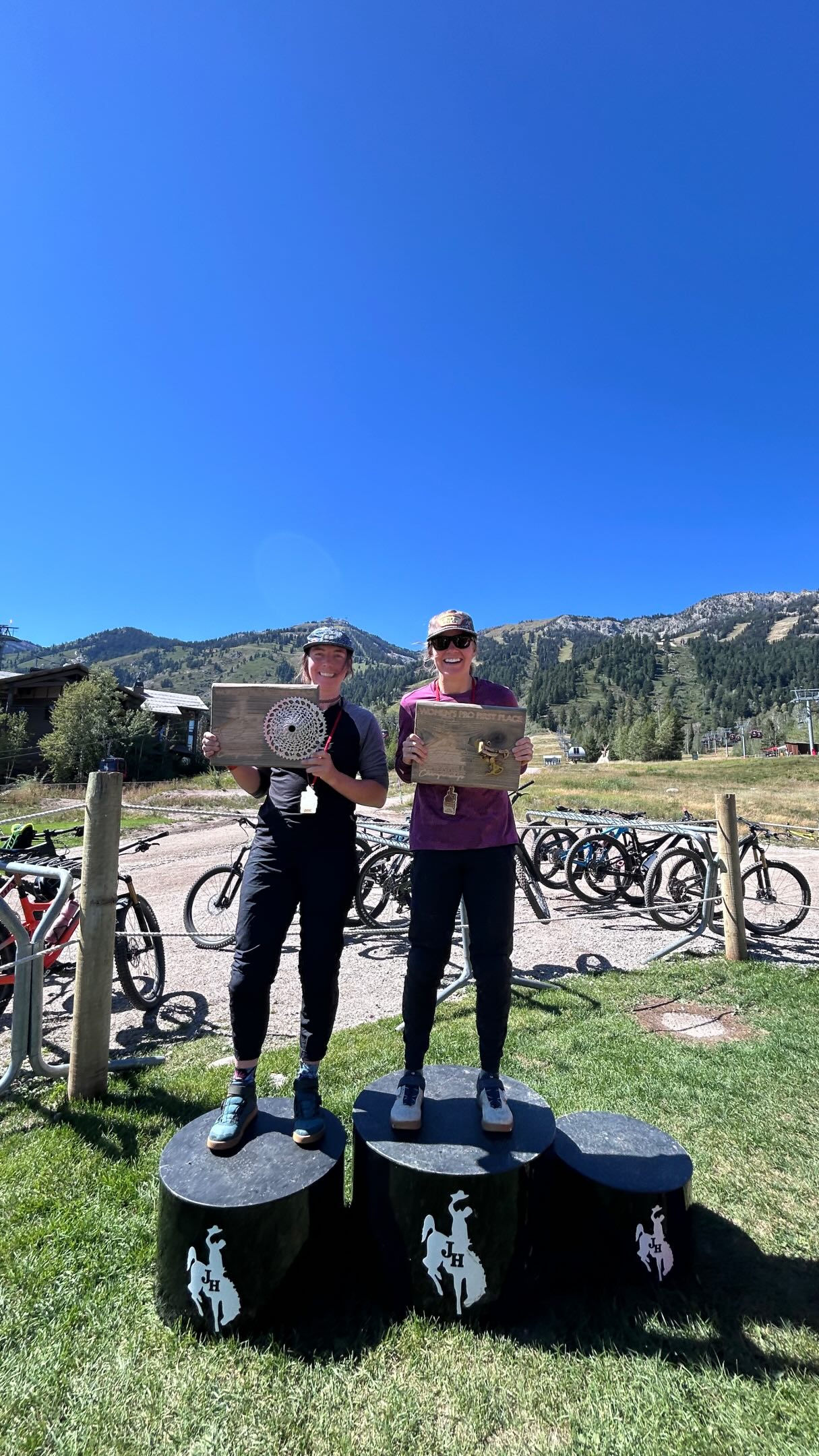 Jess Free shared POV footage from her recent downhill mountain bike race on the Dirty Hairy trail. The event concluded a summer series hosted by JHMR.