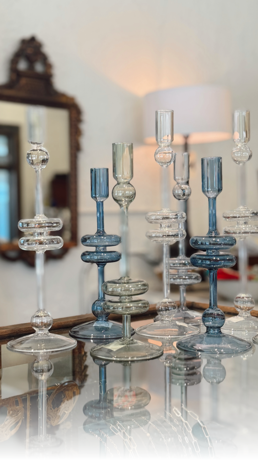 Summer hosting just got so much more fun ☀️ The perfect hostess gift or a little pop of color for your table. Come see us on the Westbank, every day 9 to 5.