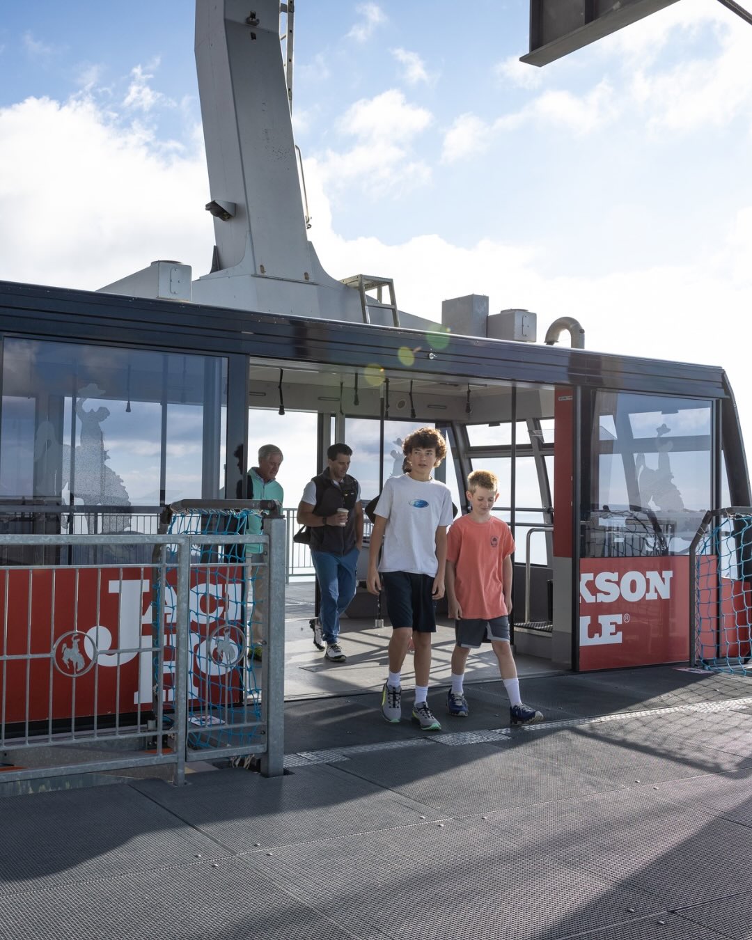 The Aerial Tram closes for the summer season on October 4. This is the final opportunity to visit Corbet’s Cabin and reach the summit before operations pause for the fall.