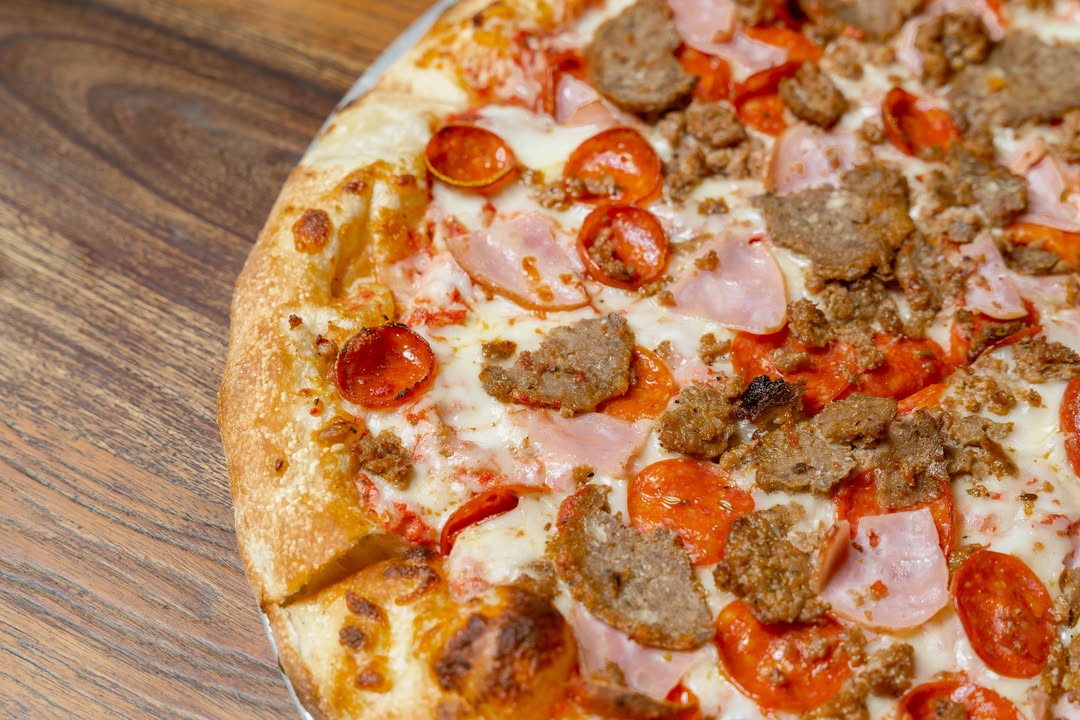 In a protein-crazed world, we have your answer. 🍕 Pepperoni, ham, sausage, and ground beef. You’re welcome. Order online or stop in! #PinkygsPizzeria